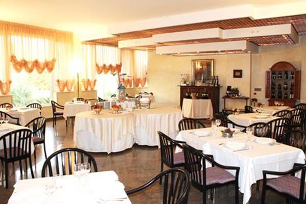 Itaca Hotel Barletta Exterior foto